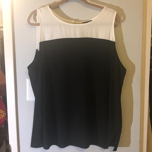 Papermoon Tops - Sleeveless top, black and White